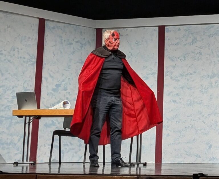 Wo zur Hölle geht's zum Himmel - Premiere - Theaterverein 4c-20260508-0011