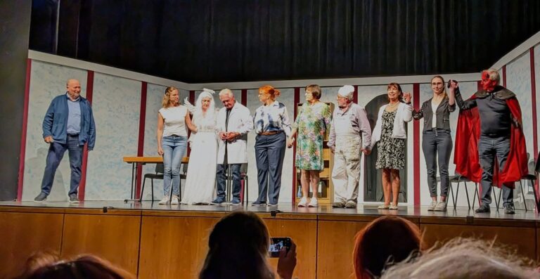 Wo zur Hölle geht's zum Himmel - Premiere - Theaterverein 4c-20260508-0018
